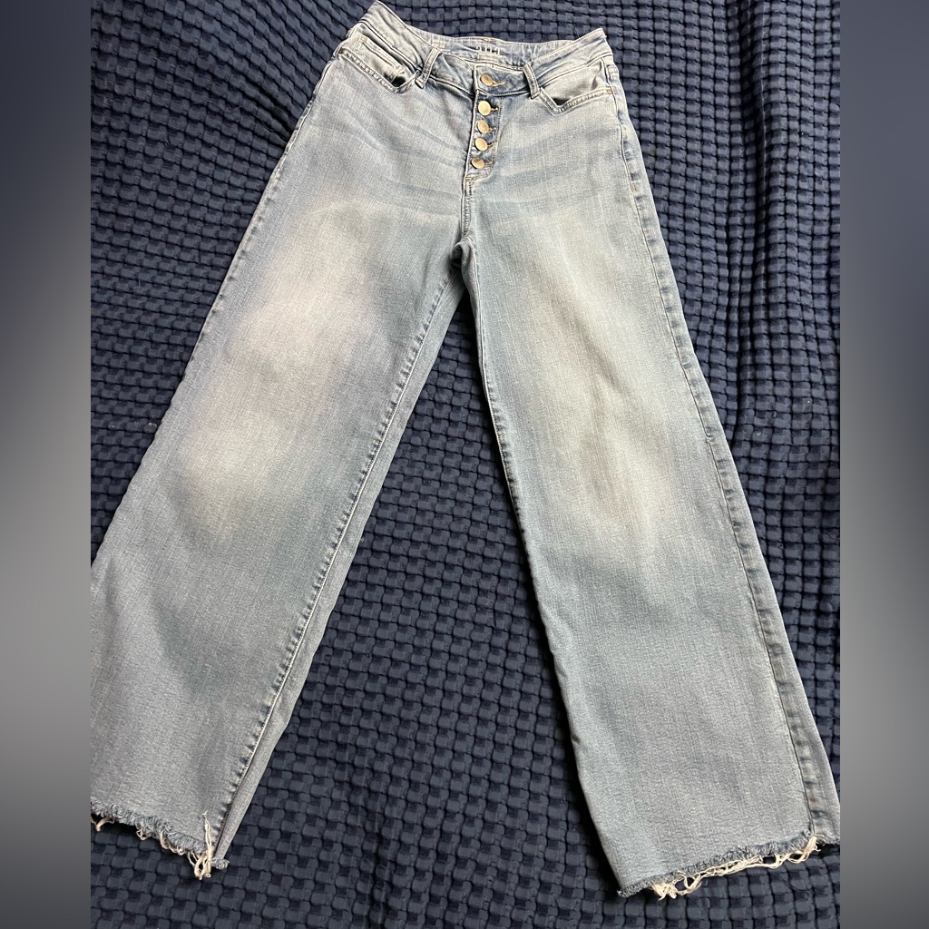 A.N.A Women's Light Blue Flare Jeans